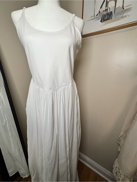 aerie Dresses & Skirts - Aerie White Basque V-Waist Gauze Maxi Dress Adjustable Straps Size L